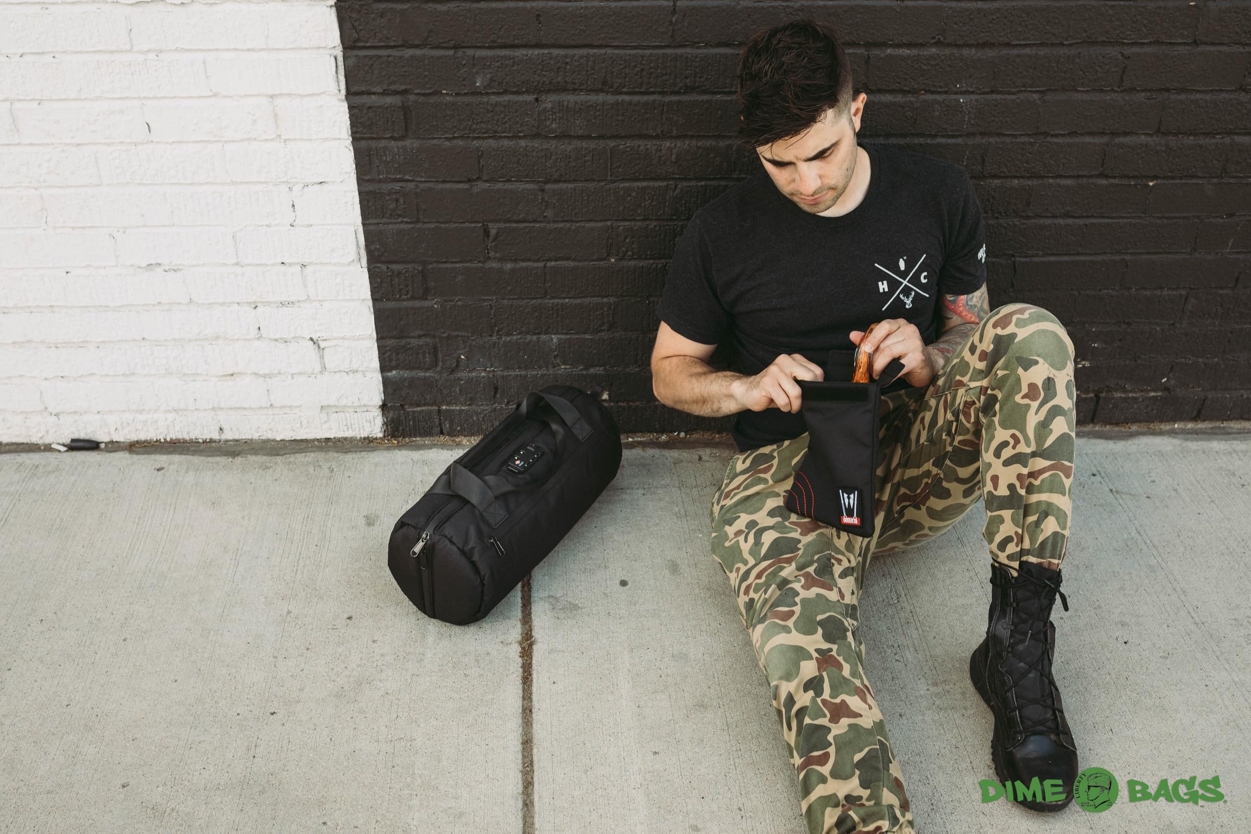 DIME BAGS Odor Sealing Pouch, Interior Lined with Carbon Filter to Block Scents, Dual Hook-and-Loop Closure, Water-Resistant, Smell/Spill Proof, Lightly Padded Capo (7 Inch, Black) - Image 5